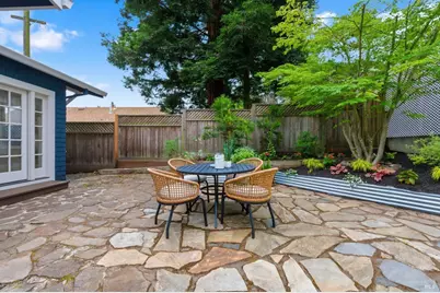 149 E Lilienthal Avenue, Napa, CA 94558 - Photo 33