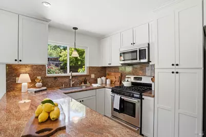 110 Floribel Avenue, San Anselmo, CA 94960 - Photo 9