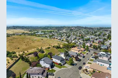 181 Carnival Court, Vallejo, CA 94589 - Photo 43