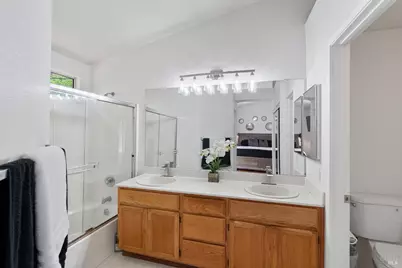 181 Carnival Court, Vallejo, CA 94589 - Photo 27
