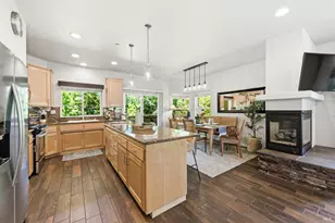10041 Starr Rd, Windsor, CA 95492 - Photo 13