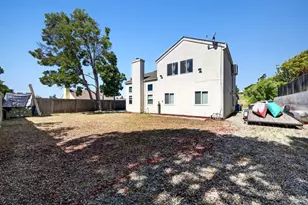 538 Solano Dr, Benicia, CA 94510 - Photo 29