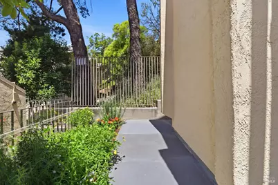 100 Marin Center Drive #31, San Rafael, CA 94903 - Photo 39