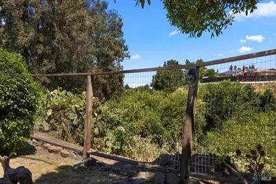 2560 Fraser Court, Pinole, CA 94564 - Photo 27