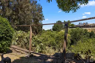 2560 Fraser Ct, Pinole, CA 94564 - Photo 27