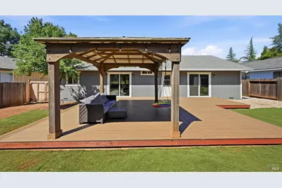 16906 Greenridge Road, Hidden Valley Lake, CA 95467 - Photo 17