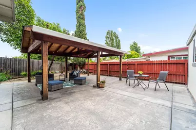 125 Los Altos Place, American Canyon, CA 94503 - Photo 23
