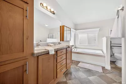 1141 Adrienne Way, Santa Rosa, CA 95401 - Photo 17