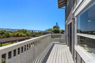 100 Sunset Cir, Benicia, CA 94510 - Photo 27