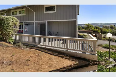 100 Sunset Circle #68, Benicia, CA 94510 - Photo 3