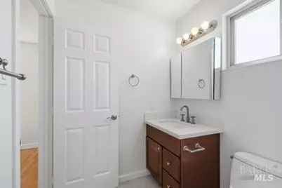 208 Essex Way, Benicia, CA 94510 - Photo 17