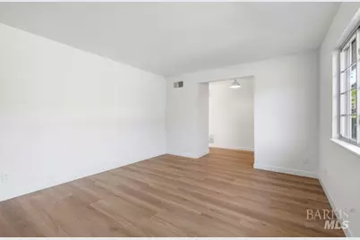 208 Essex Way, Benicia, CA 94510 - Photo 7