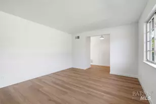 208 Essex Way, Benicia, CA 94510 - Photo 7