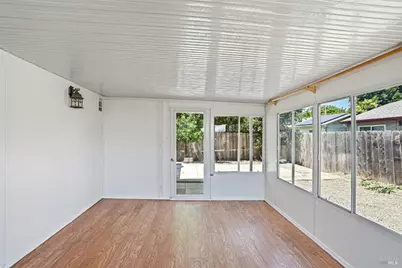 220 Long Street, Suisun City, CA 94585 - Photo 17