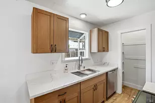 220 Long St, Suisun City, CA 94585 - Photo 7