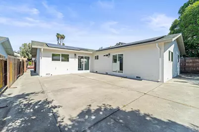 2132 Via Media, Benicia, CA 94510 - Photo 39