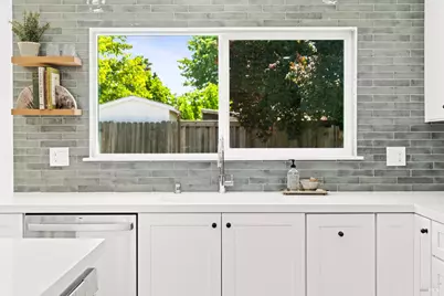 2132 Via Media, Benicia, CA 94510 - Photo 19