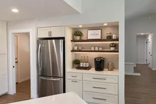 143 Fallen Leaf Dr, Vacaville, CA 95687 - Photo 5