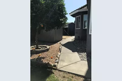 143 Fallen Leaf Drive, Vacaville, CA 95687 - Photo 23