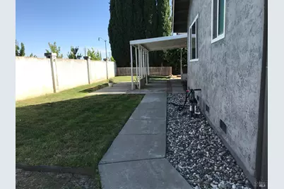 143 Fallen Leaf Drive, Vacaville, CA 95687 - Photo 19