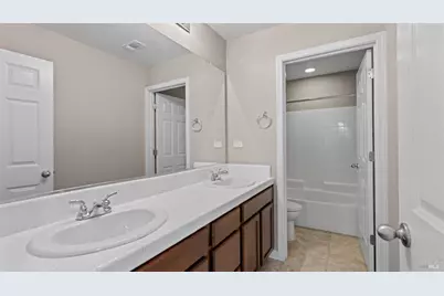 2508 Chuck Hammond Drive, Fairfield, CA 94533 - Photo 21