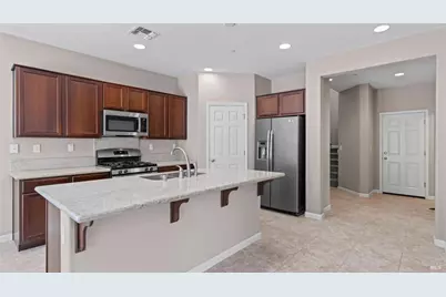 2508 Chuck Hammond Drive, Fairfield, CA 94533 - Photo 5