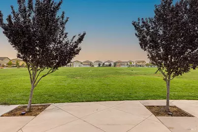 5533 Kennedy Place, Rohnert Park, CA 94928 - Photo 45