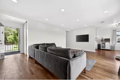 900 Cambridge Drive #84, Benicia, CA 94510 - Photo 3