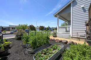 1325 Dogwood Dr, Santa Rosa, CA 95403 - Photo 29