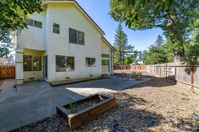 300 Summer Rain Drive, Windsor, CA 95492 - Photo 5