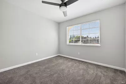 300 Summer Rain Drive, Windsor, CA 95492 - Photo 31