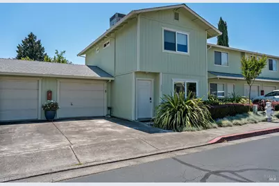 240 Main Circle, Ukiah, CA 95482 - Photo 1