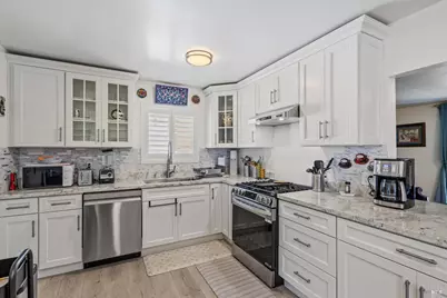 7234 Burton Avenue, Rohnert Park, CA 94928 - Photo 5