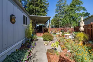 29 Hemlock Ct, Rohnert Park, CA 94928 - Photo 3