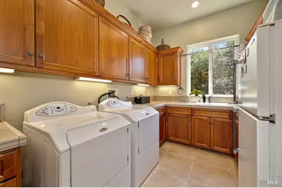 3030 Rosemont Court, Vacaville, CA 95688 - Photo 55