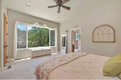3030 Rosemont Court, Vacaville, CA 95688 - Photo 47
