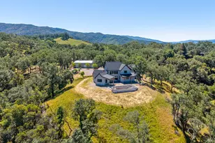 3215 Deerwood Dr, Ukiah, CA 95482 - Photo 3