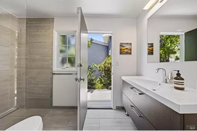 16 Saint Lucia Place, Tiburon, CA 94920 - Photo 35