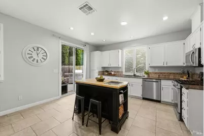 904 Turquoise Street, Vacaville, CA 95687 - Photo 15