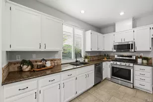 904 Turquoise St, Vacaville, CA 95687 - Photo 17