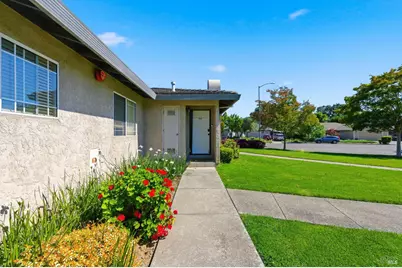 750 William Court, Napa, CA 94558 - Photo 3