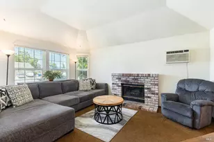 1935 Seville St, Santa Rosa, CA 95403 - Photo 23