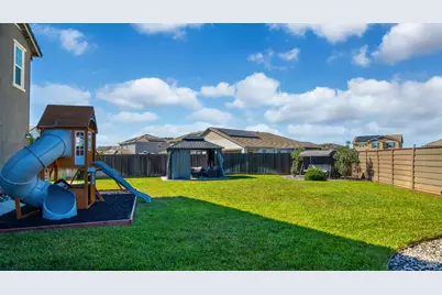 1430 Roosevelt Street, Dixon, CA 95620 - Photo 3