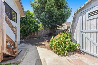 1624 Alhambra Avenue, Martinez, CA 94553 - Photo 21
