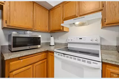 605 Laurel Grove Circle Circle, Santa Rosa, CA 95407 - Photo 15