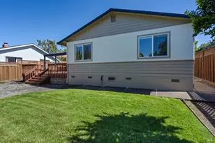 957 McNear Ave, Petaluma, CA 94952 - Photo 23