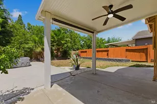 517 Edenderry Dr, Vacaville, CA 95688 - Photo 43
