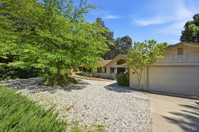 18670 Maple Leaf Court, Hidden Valley Lake, CA 95467 - Photo 21