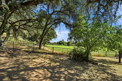 18670 Maple Leaf Court, Hidden Valley Lake, CA 95467 - Photo 23