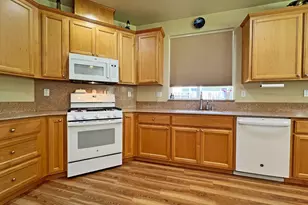 205 Haehl Creek Ct, Willits, CA 95490 - Photo 13